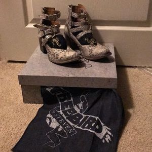 Freebird by Steven Felicity booties size 8
